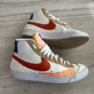 Nike Women's Blazer Mid '77